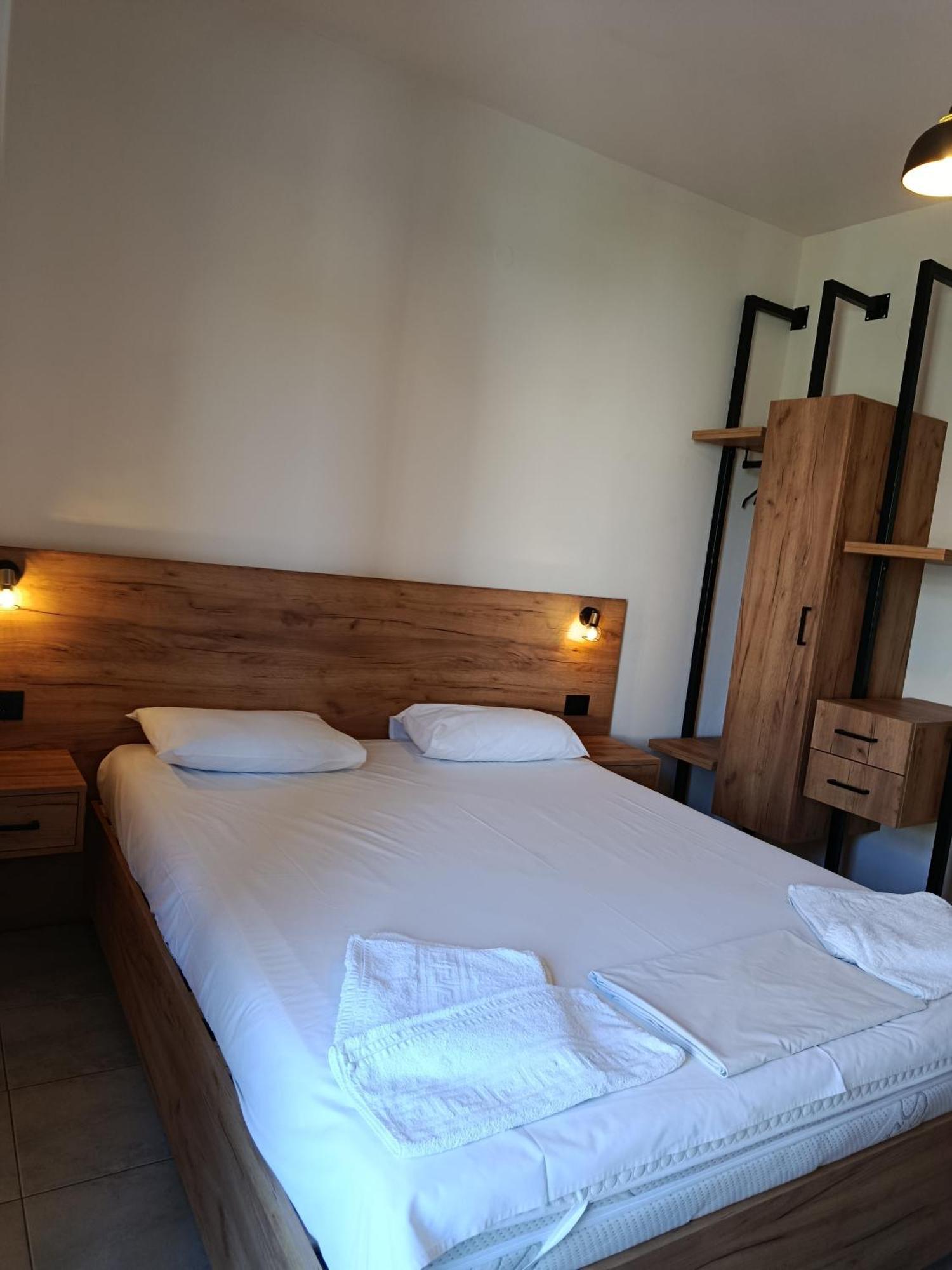 Kleri Beloni Rooms Hriszí Aktí Haniá Kültér fotó